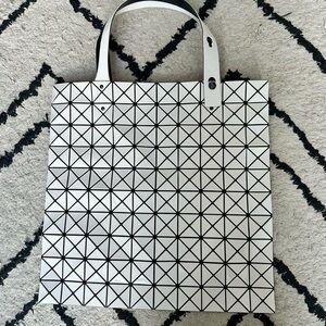 Bao Bao Issey Miyake White Tote Geometric Grid